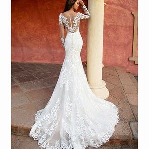 LOVER KISS lace mermaid Wedding dress with fitted inside corset GORGEOUS!!! NEW!